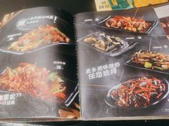 -品海楼·大连海胆锅贴馆(东港店)
