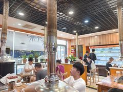-哈尔滨小酒馆·鲜肉现穿自助烧烤(康新花园店)