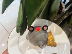 -Fridi Patisserie Cafe