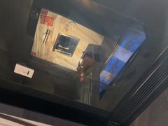-海底捞火锅(长宁路龙之梦店)