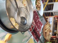 -花田煮鲜牛肉火锅(钟楼众汇店)