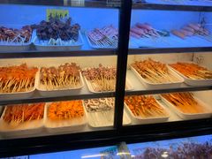 -哈尔滨小酒馆·鲜肉现穿自助烧烤(康新花园店)