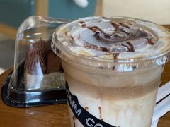 -藏猫猫咖啡主题馆(中央大道店)