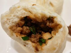 -李与白包子铺(桐梓林店)