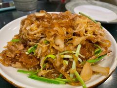 酸菜炒粉-老昌春饼(中央大街店)