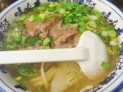 -嘻小北·兰州清汤牛肉面(太平洋森活天地店)