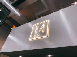 -I+造型烫发染发