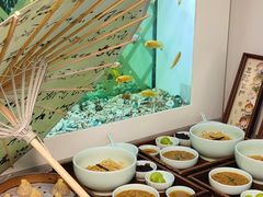 -蟹上黄·蟹黄面·江南糖水(人民广场店)