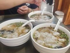-街头顶黄记馄饨王(中山中路店)