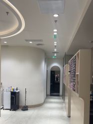 -Mentor Hair Salon