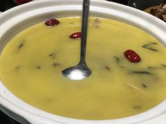 -唐师傅湘西名菜馆(武陵路店)