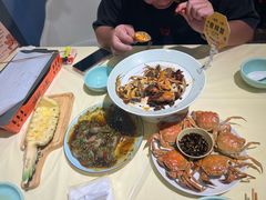 -嗨辣小聚·盘锦河蟹·海鲜烧烤龙虾(盘锦十年好店)