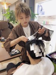-意廊 Hair Salon