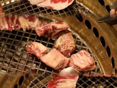 -铭牛烧肉·和牛海鲜自助(高新月牙湖店)