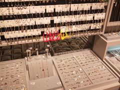 -三福时尚(摩尔城店)