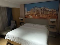 -维也纳国际酒店·重庆交通大学六公里轻轨站店