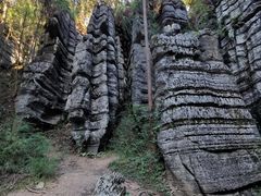 -梭布垭石林景区