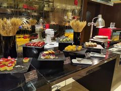 -上海西藏大厦万怡自助餐厅(徐汇店)