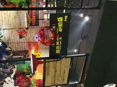 -何师烧烤·香辣蟹·川菜·30年老品牌(太古里旗舰店)