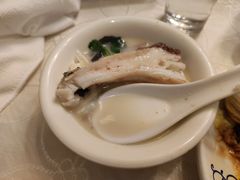千岛湖鱼头白汤-旭龙鱼头王(航华店)