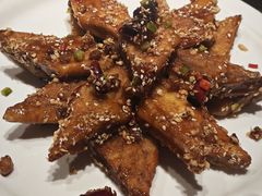 -铜锣湾·有麝自然香(渝北财富中心店)