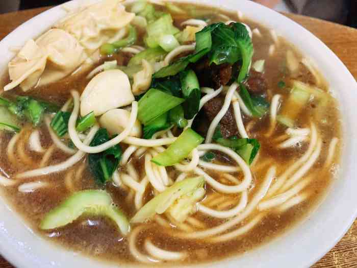 奉化牛肉面-"开在百丈路上的一家老店,据我所知已经超过.