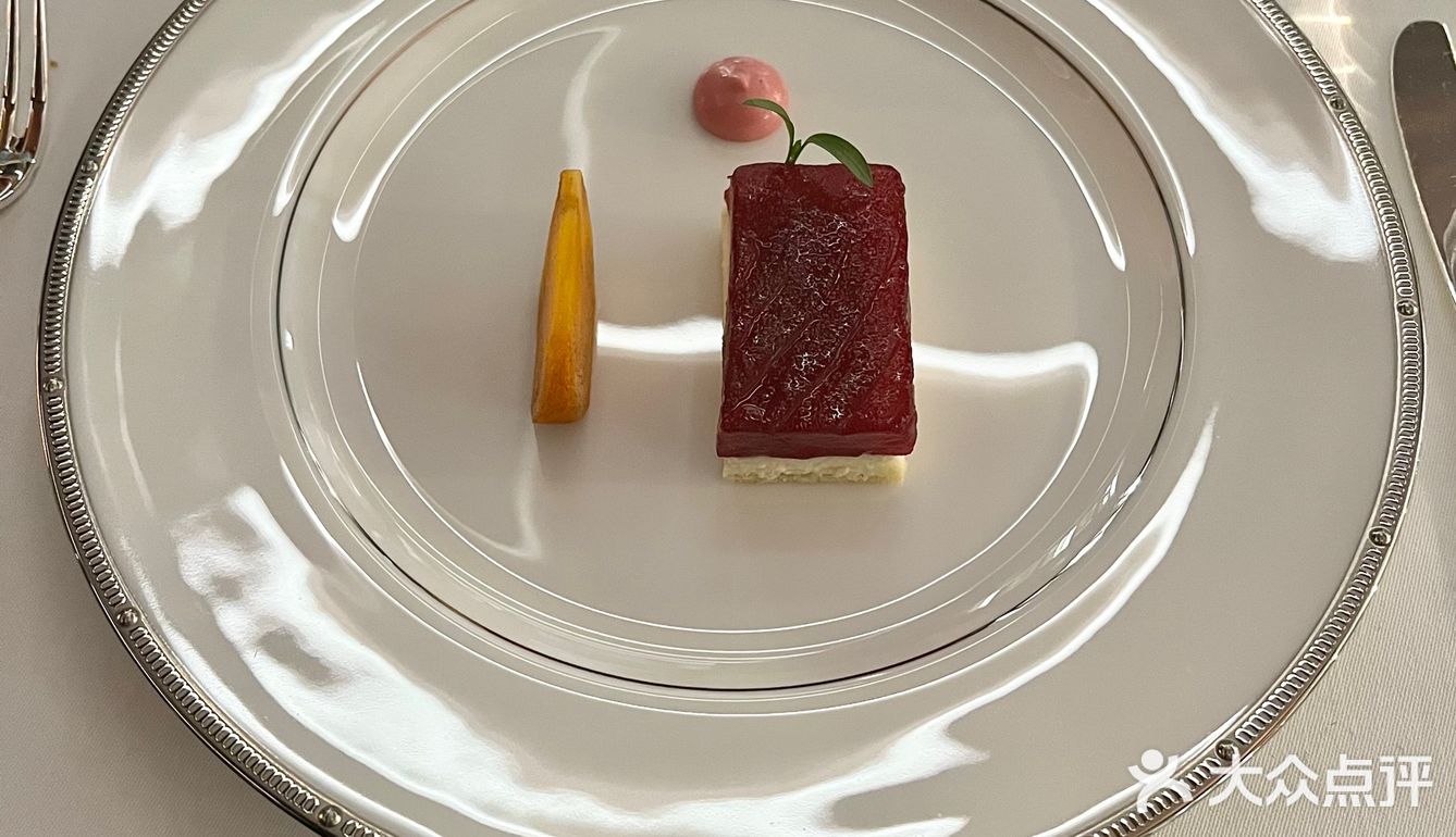 酒窖里的西餐｜HIK9乚厨