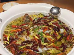-江渔儿酸菜鱼(映月湖环宇城店)