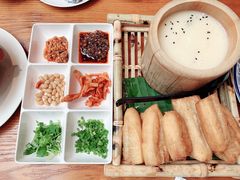 稀豆粉油条-福照楼汽锅鸡·云南菜(护国路店)
