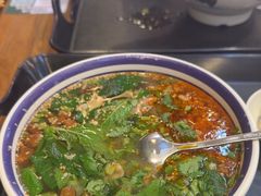 -云阿蛮云南生烫牛肉米线(奉贤路店)