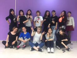 点击看大图 -TOMBOY爵士舞韩舞舞社