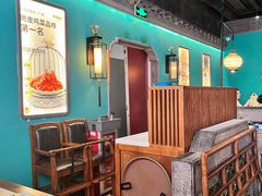 -佬麻雀·新湘菜(东方宝泰店)