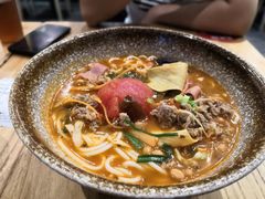 霸气番茄肥牛米线-蒙自源过桥米线(红谷滩万达店)