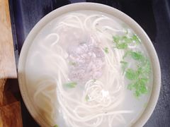 -亮亮面馆(经六路店)