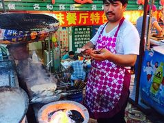 新疆风味餐厅-新疆风味冷水鱼庄(友谊峰路店)