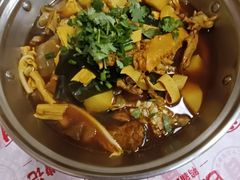 -巴山路曹记鸭霸王火锅(梅溪步步高新天地店)