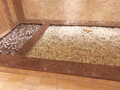 -尚源温泉水汇