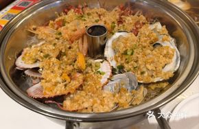 Steam Pot Seafood Family Feast