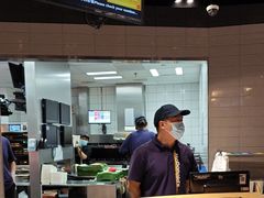 -麦当劳(龙阳路店)