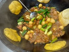 -鲁员外地锅鸡地锅鱼(古墩路店)