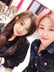 -Hello Lady发型设计