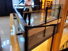 -凤凰汇购物中心