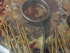 -佰人王串串香火锅(洋珠巷店)
