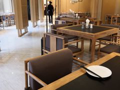 -鱼鲜饭香·招牌汽锅剁椒鱼头王