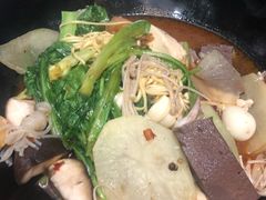 -万记麻辣烫国展总店