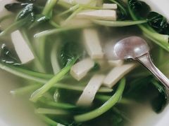 -泸沽肴(泸沽湖大洛水村农村信用社旁店)
