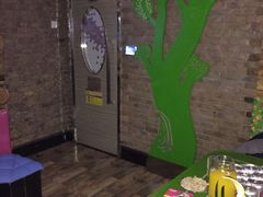 -歌迷量贩KTV(南阳路店)