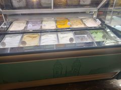 -东方红海鲜百汇(国际大厦店)