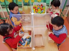 -小门牙好性格托育(北外滩中心)