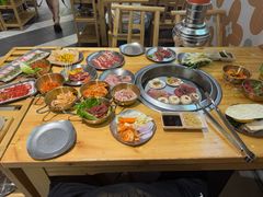 -哈哈碳都·牛肋条无限自助烤肉(台江万达店)